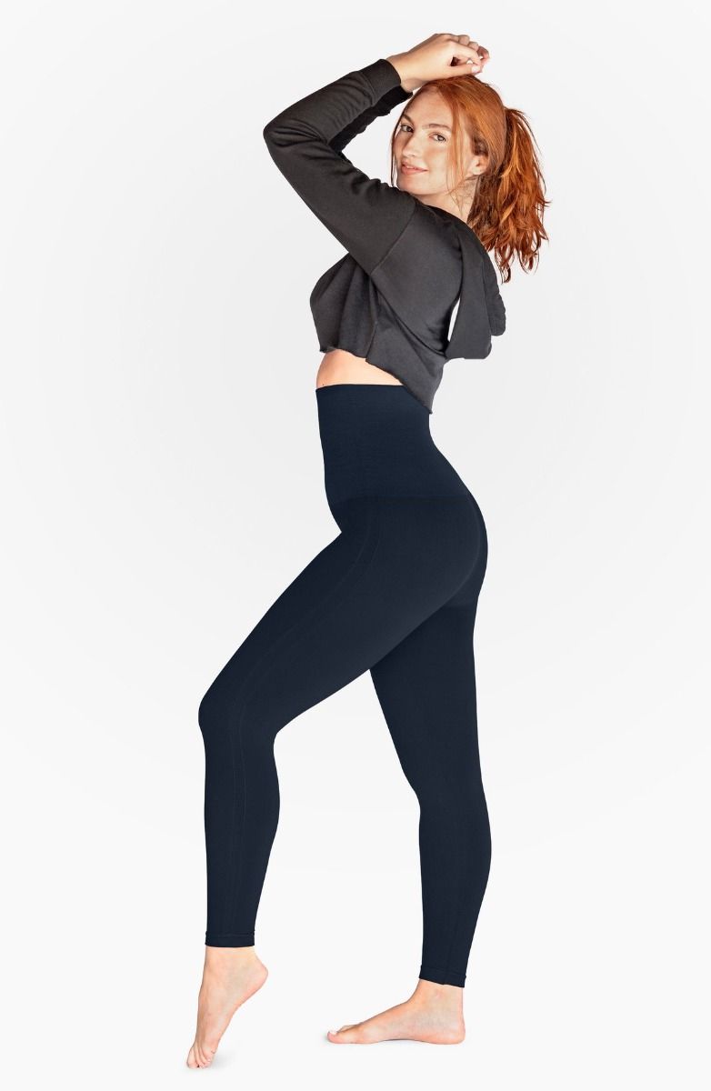 These cult-favorite $25 leggings give wearers a 'fabulous tummy tuck